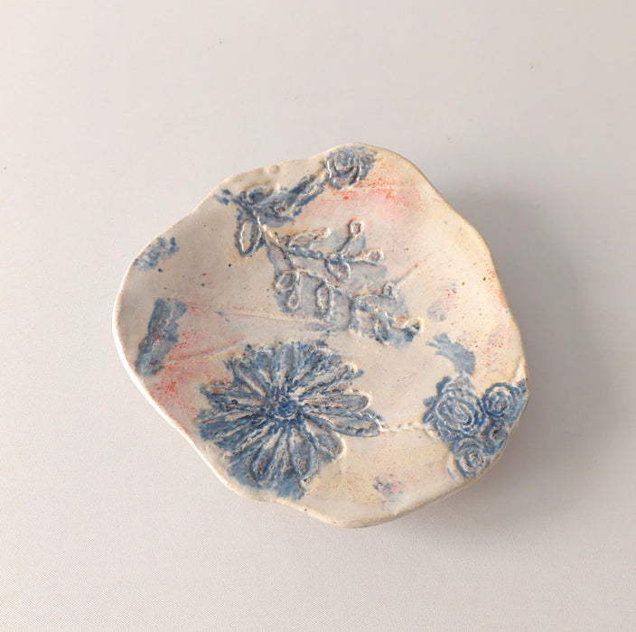 Ceramic platters in various sizes