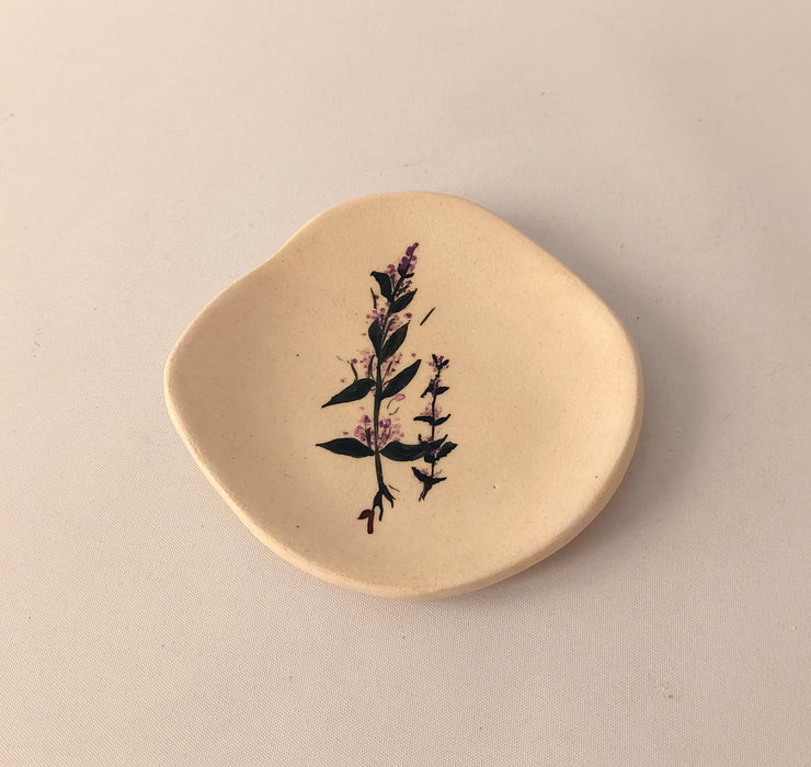 Small decorative ceramic dishes