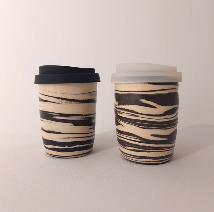 Travel Cups in black and white