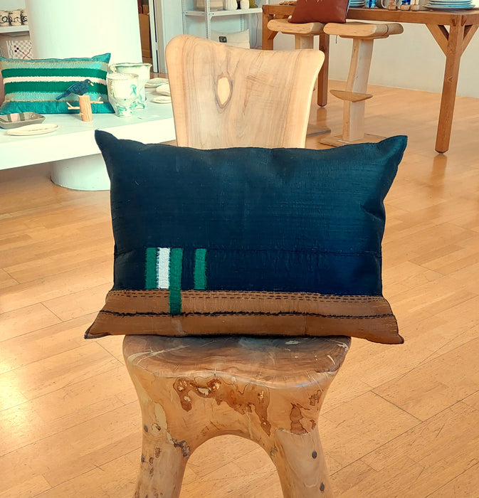 Silk cushion in black