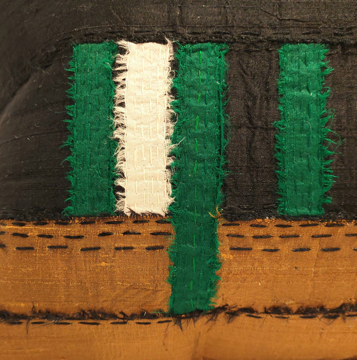 Silk cushion in black