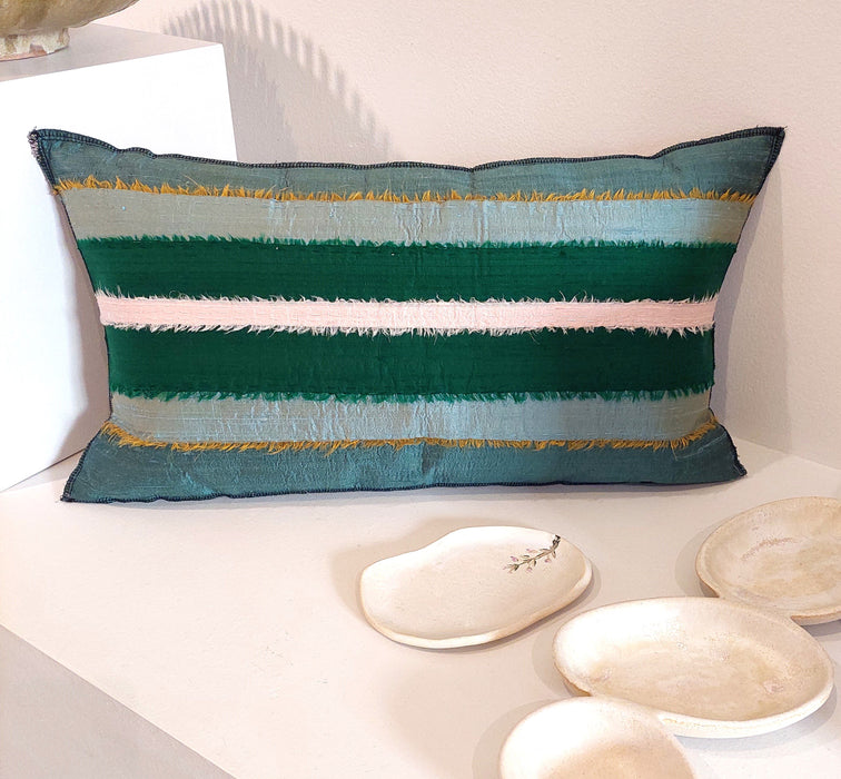 Silk cuhion with stripes