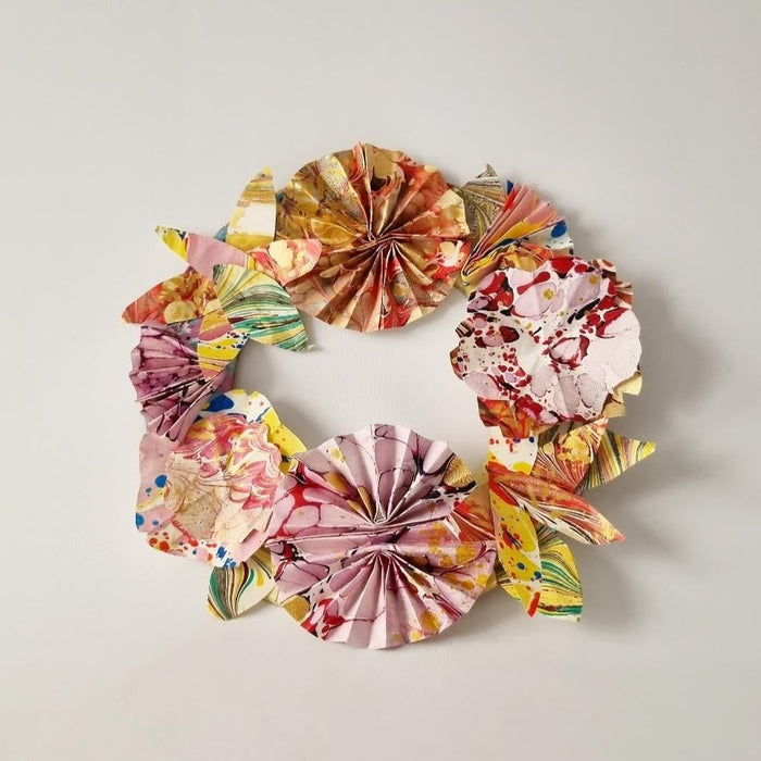 Marbling paper wreaths